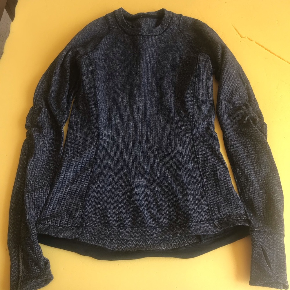 EUC Lululemon houndstooth long sleeve shirt